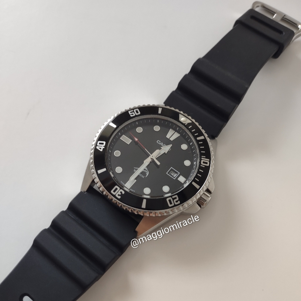 Casio Duro MDV-106 Watch